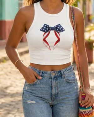 uc-249.webp CAMISETA BLANCA CON LAZO USA