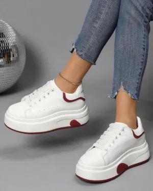 TENIS BLANCO DETALLE ROJO