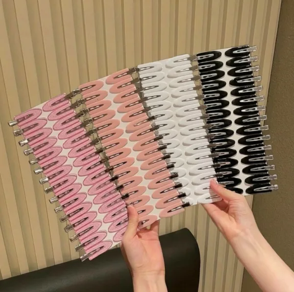 uc-2113.webp PINZAS DE MODA PARA CABELLO(PAREJA)