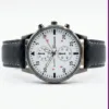 RELOJ CON CORREA DE CUERO
