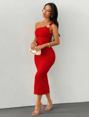 uc-535.webp VESTIDO ROJO 1 SOLO HOMBRO DETALLE DORADO